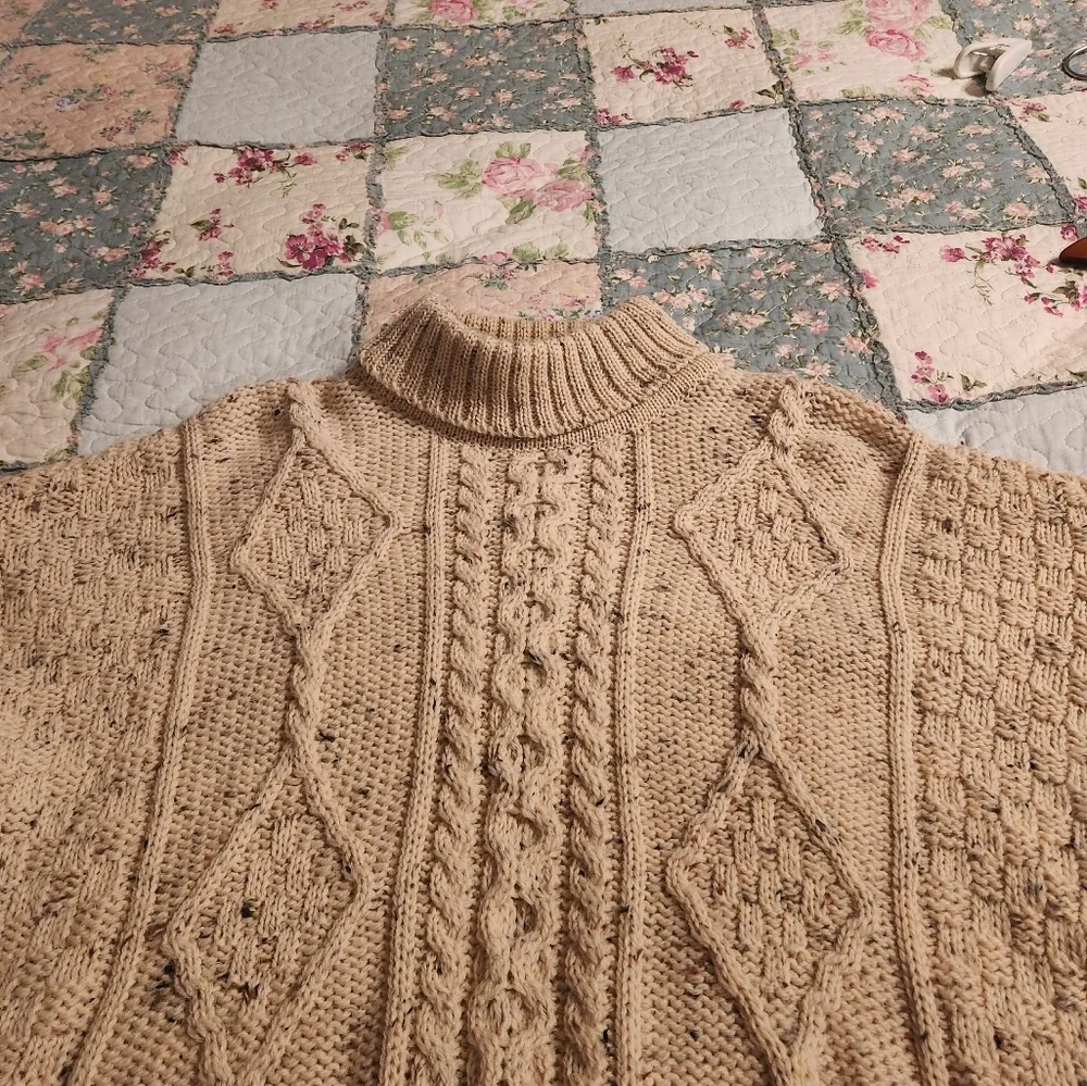Callan Wool Sweater NWOT - Picture 7 of 16